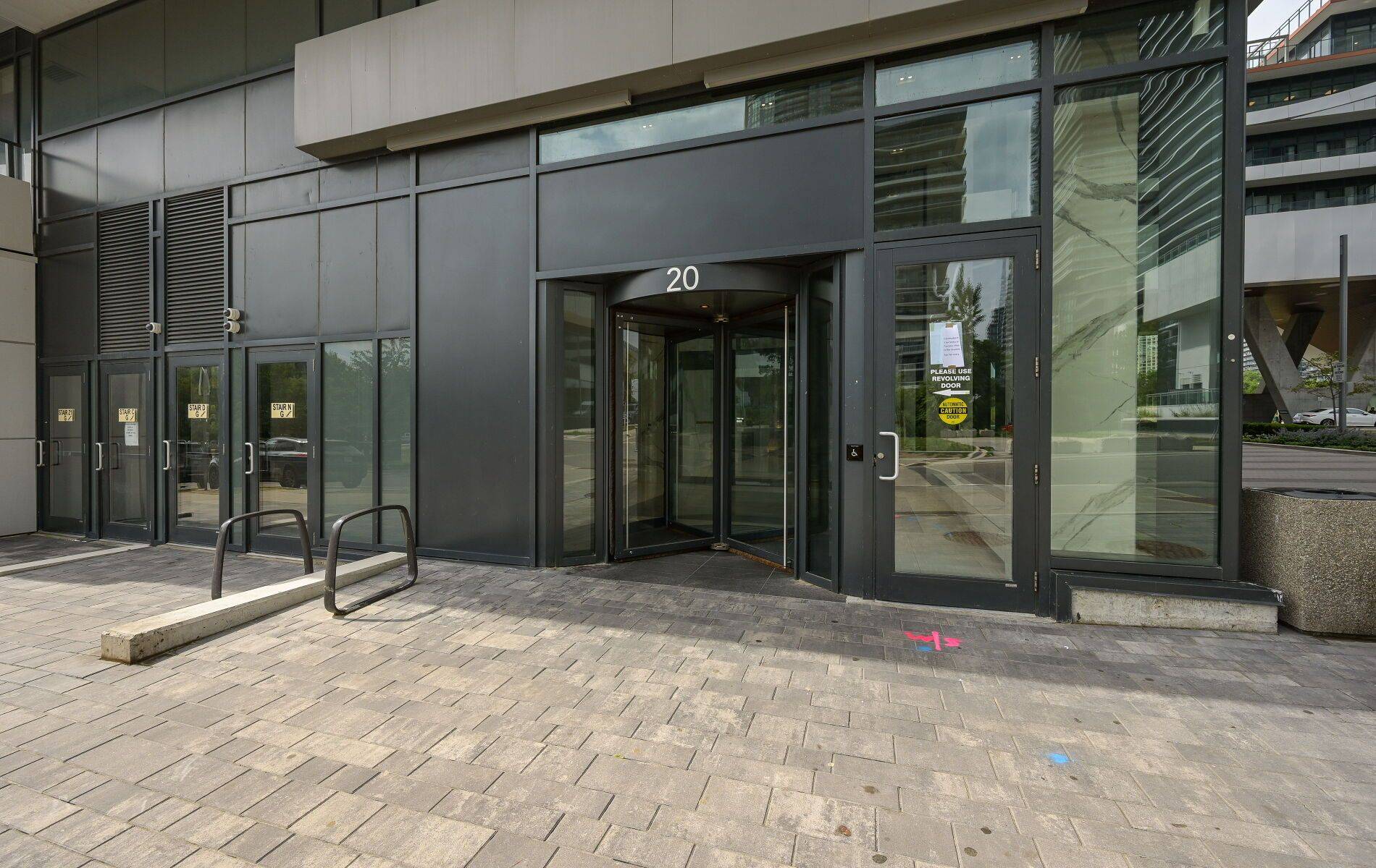 Toronto W06, ON M8V 0C7,20 Shore Breeze DR #4107