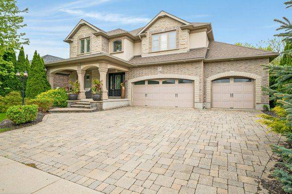 7 Jacob Gingrich DR, Kitchener, ON N2P 2X8