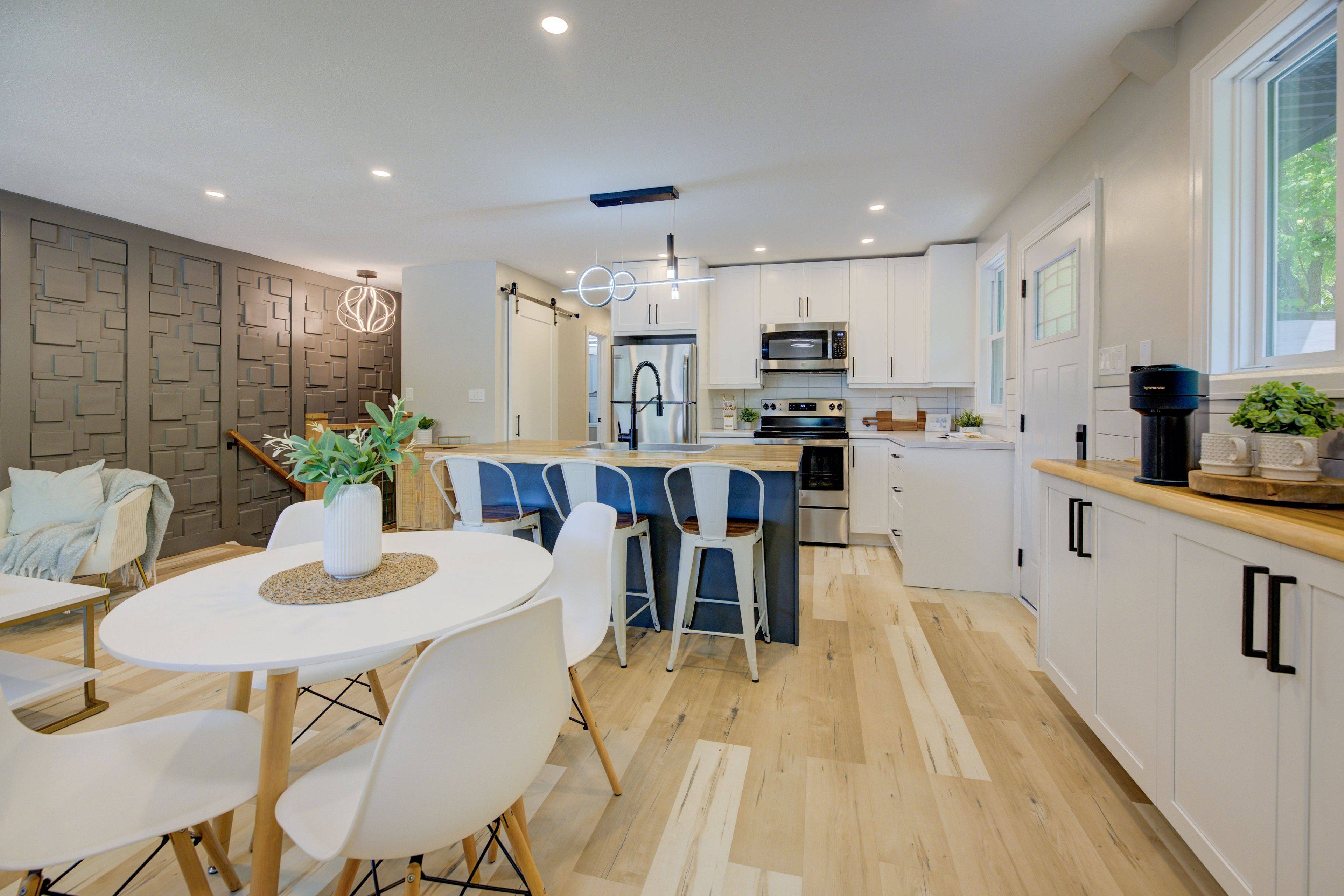 Woodstock, ON N4S 8H7,193 Bay ST