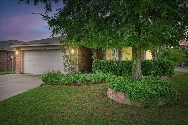 2900 Bluffs Court, Mckinney, TX 75071