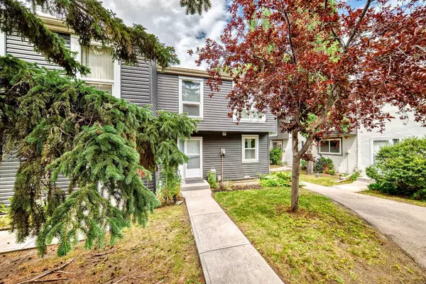 11407 Braniff RD SW #60, Calgary, AB T2W 1C5