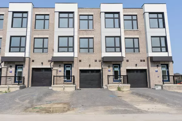 31 Bateson ST, Ajax, ON L1S 7M3