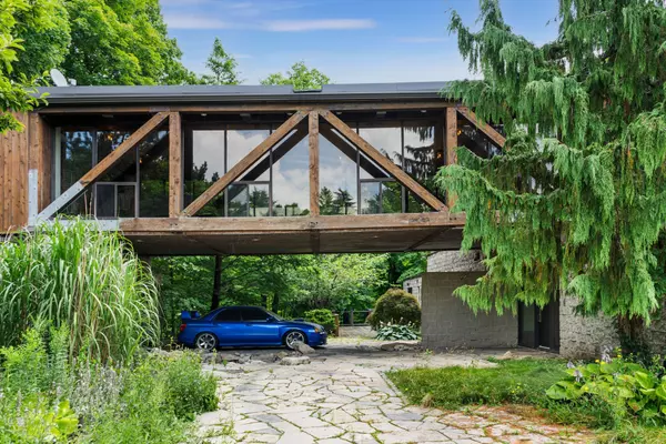 Caledon, ON L7C 1V4,15139 Rockside RD