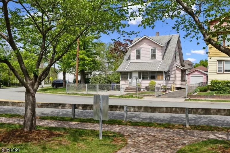 295 Carlton Ave, East Rutherford Boro, NJ 07073