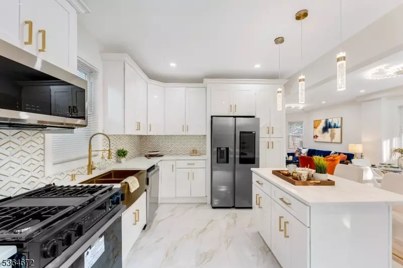 139 Sanford St, East Orange City, NJ 07018