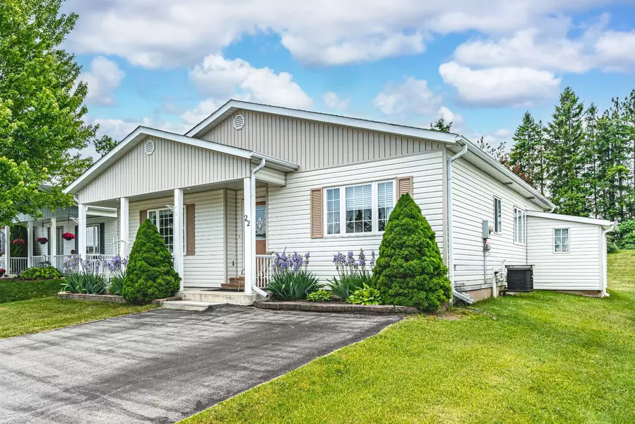 22 Trellis LN, Innisfil, ON L9S 0A1