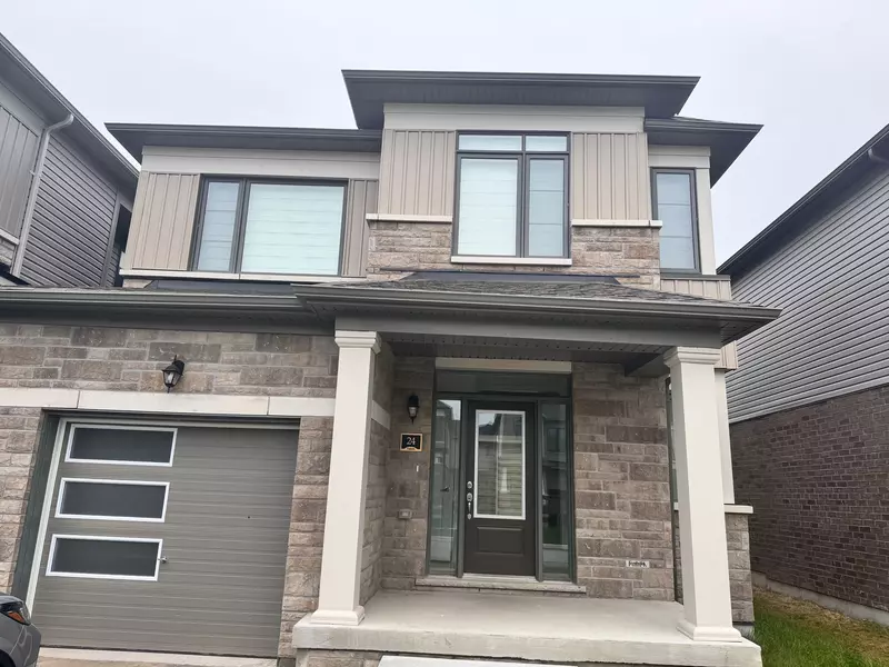 24 Tamworth TER, Barrie, ON L9J 0L5