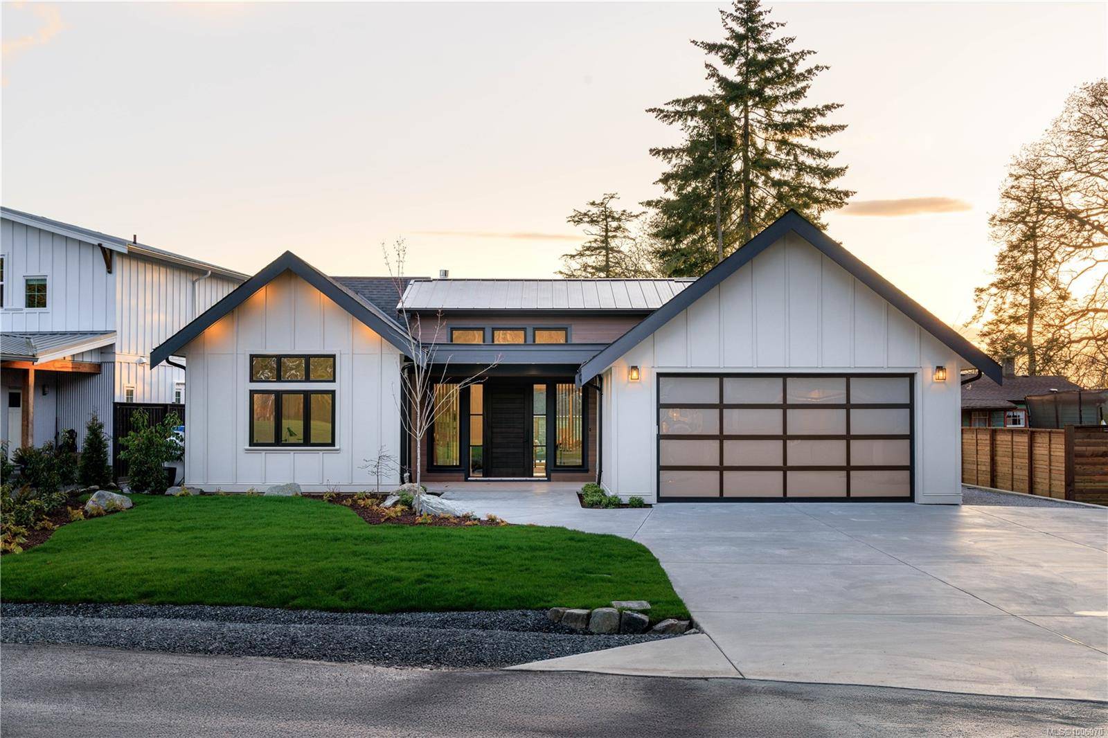 North Saanich, BC V8L 5T6,10210 Tsaykum Rd