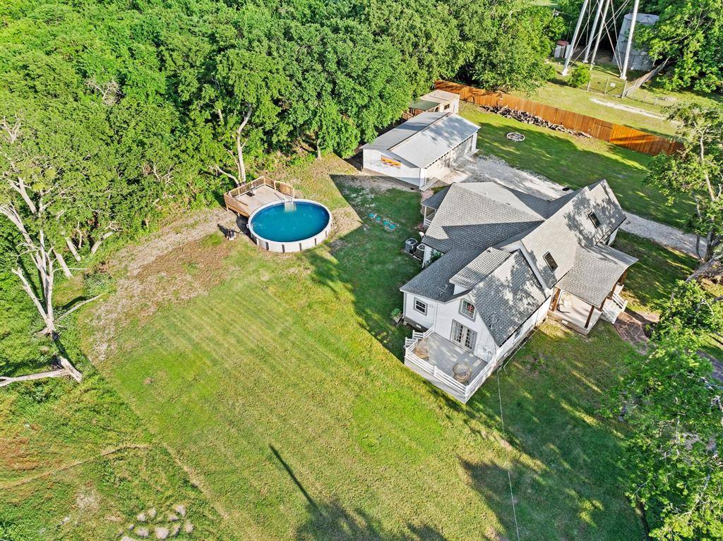 Weston, TX 75009,313 Chicken Street