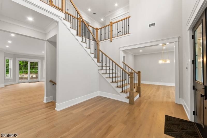 Montville Twp., NJ 07082,1 Hilbert Ct