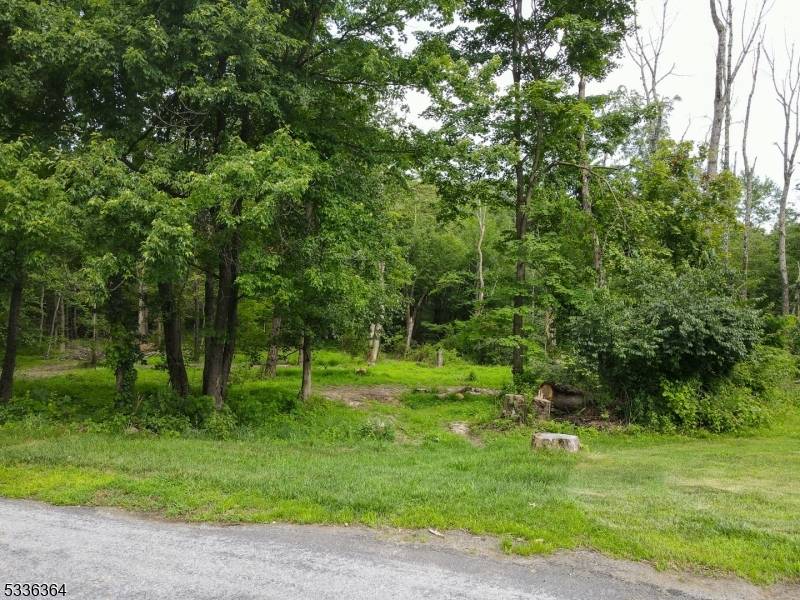 Andover Twp., NJ 07860,000 Florence Ln