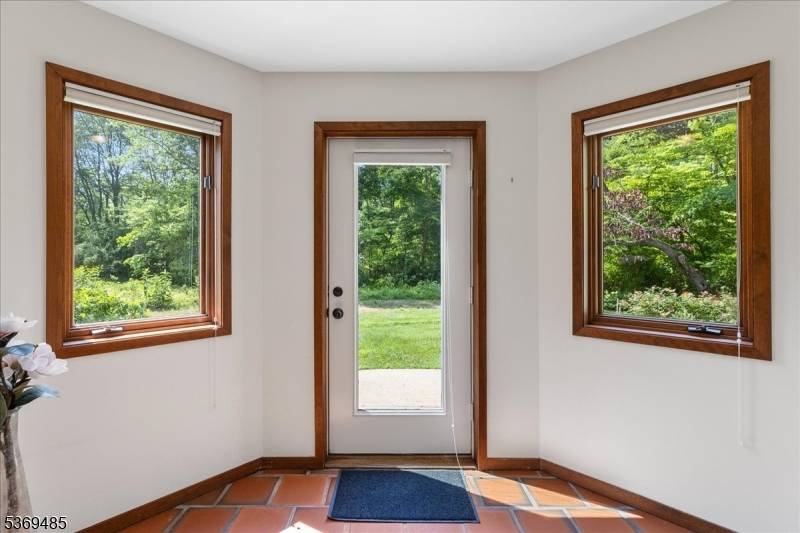Montgomery Twp., NJ 08558,369 Grandview Rd