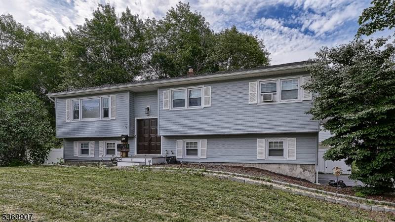 405 Warwick Tpke, West Milford Twp., NJ 07421