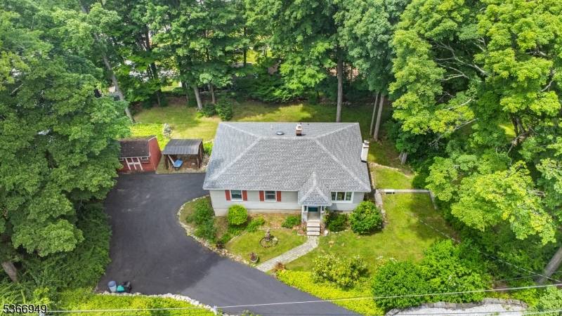 Andover Twp., NJ 07860,127 Cedar Dr
