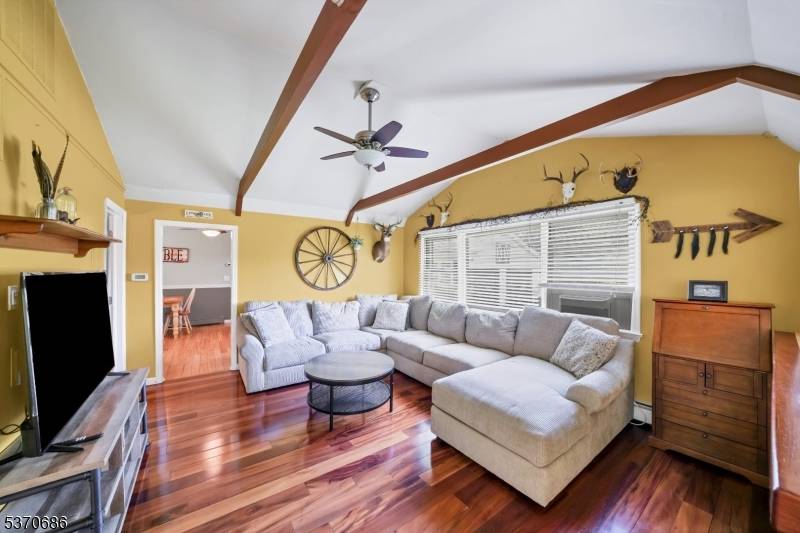 Washington Twp., NJ 07853,119 E Springtown Rd