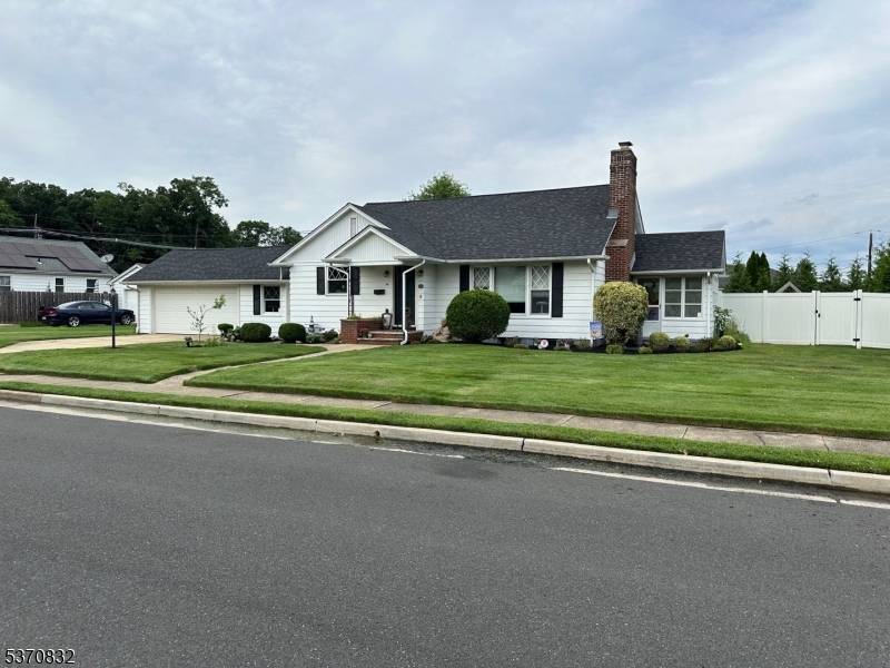 Manville Boro, NJ 08835,54 N 15Th Ave