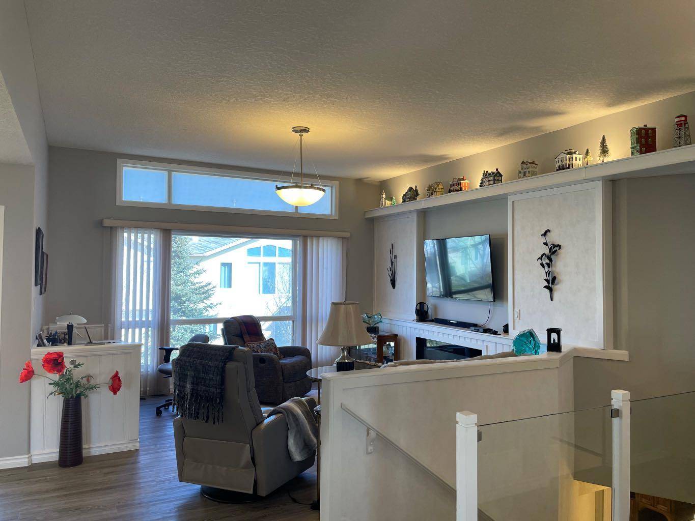 Lethbridge, AB t1k7h3,240 Heritage BLVD #10