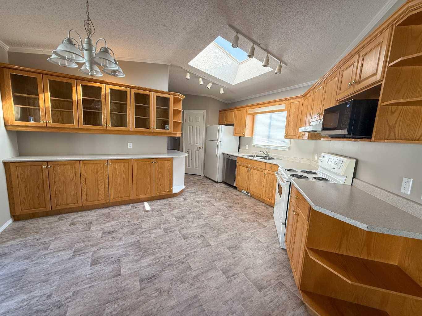 Whitecourt, AB T7S 1T7,16 Jackson Place