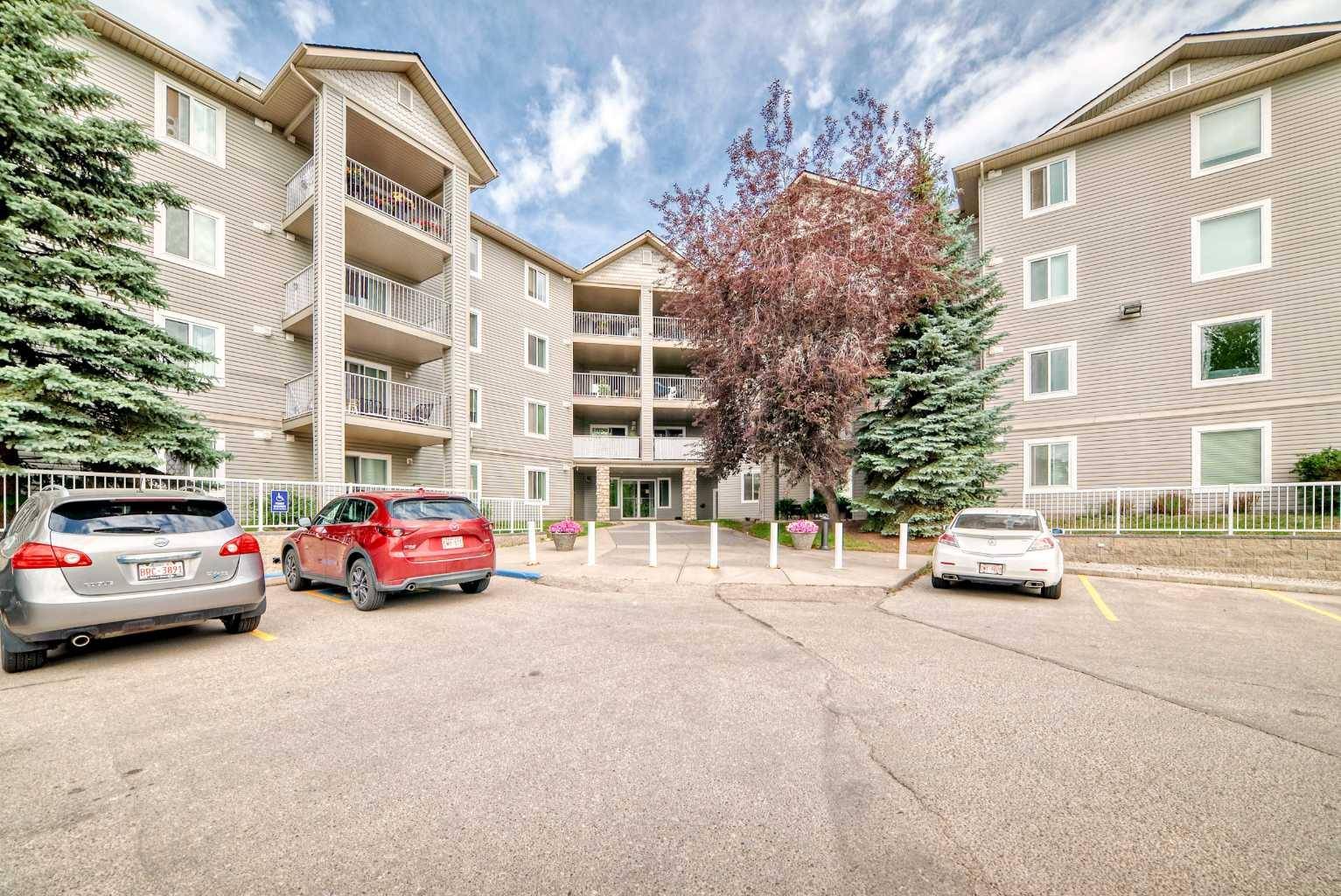 Airdrie, AB T4B 2W4,604 8 ST SW #5403