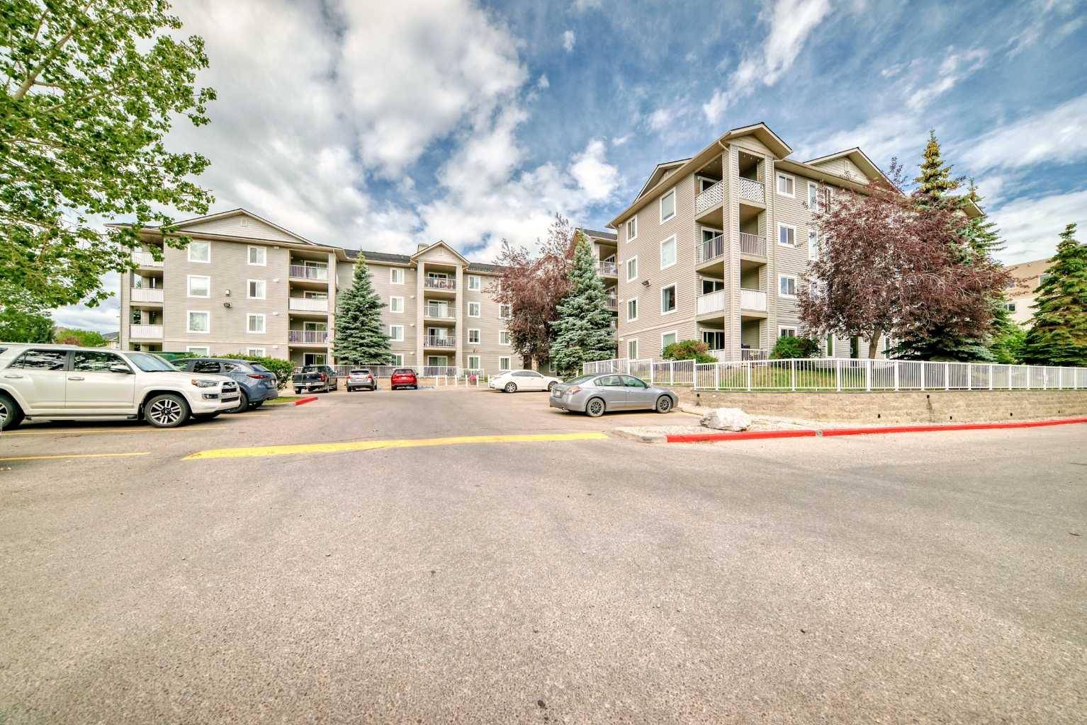 Airdrie, AB T4B 2W4,604 8 ST SW #5403