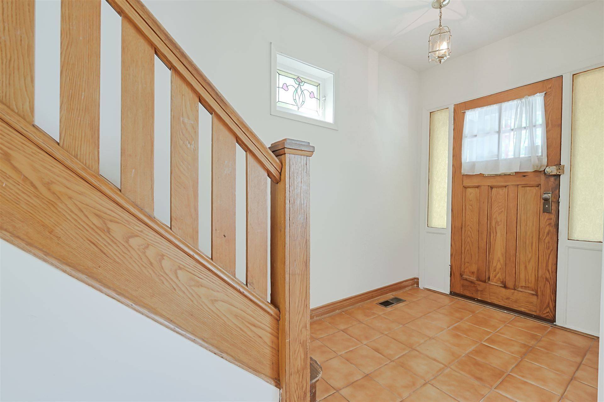 Toronto E02, ON M4E 1V3,95 Corley AVE