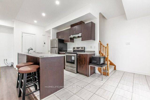 Pickering, ON L1X 0E4,2639 Garrison Crossings CRES E #213