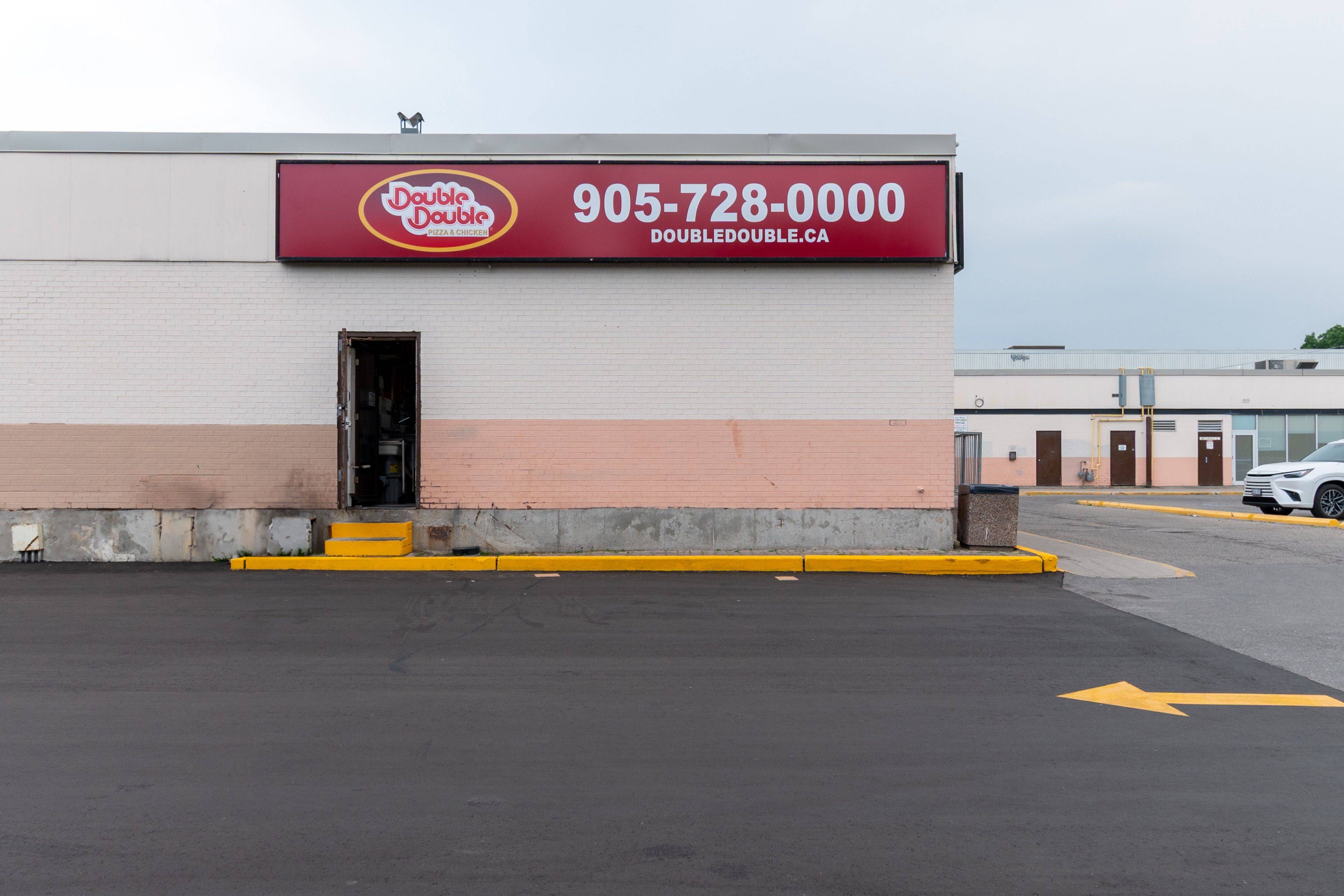 Oshawa, ON L1J 2B4,200 John ST W