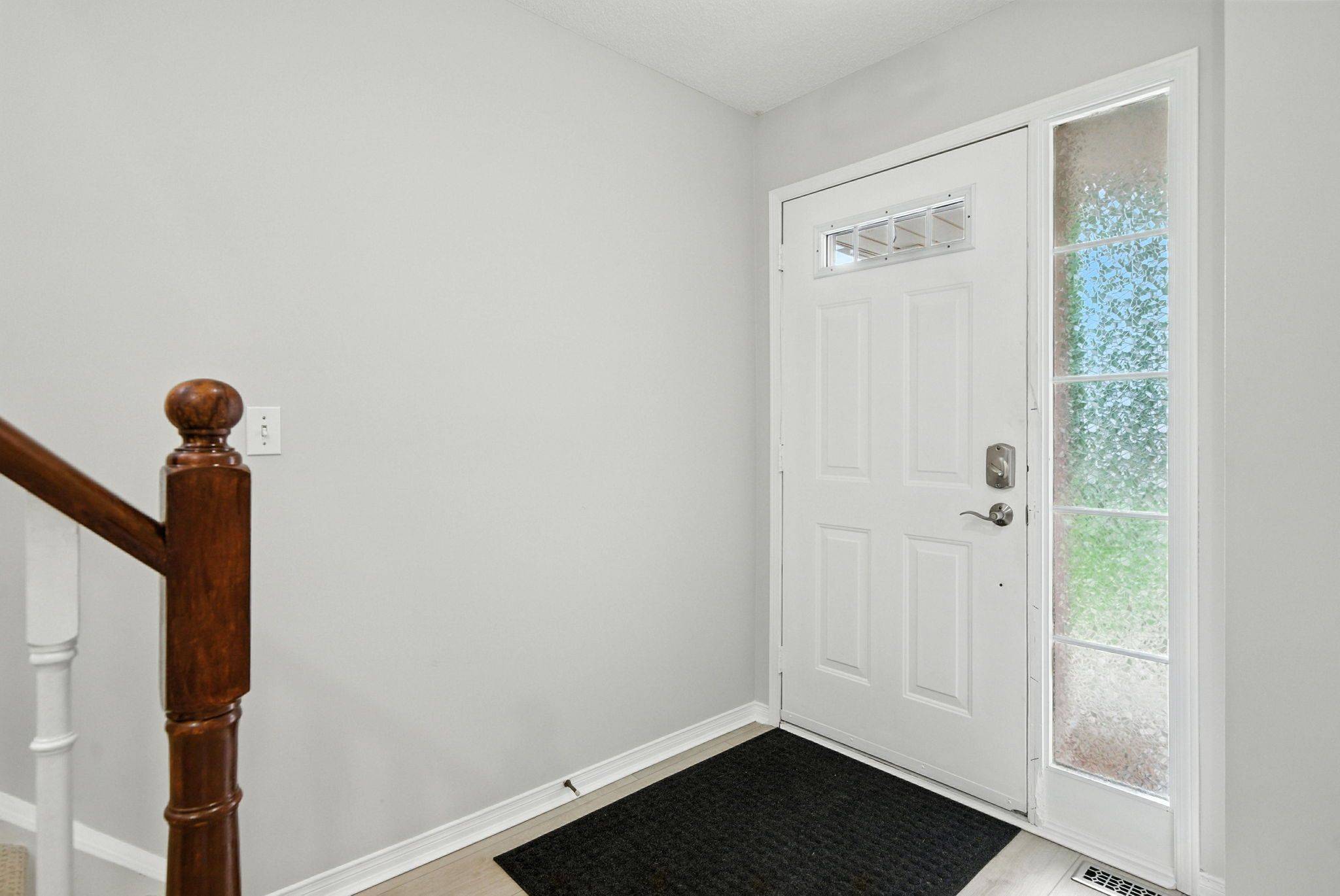 Oshawa, ON L1K 2N3,524 Hartgrove LN
