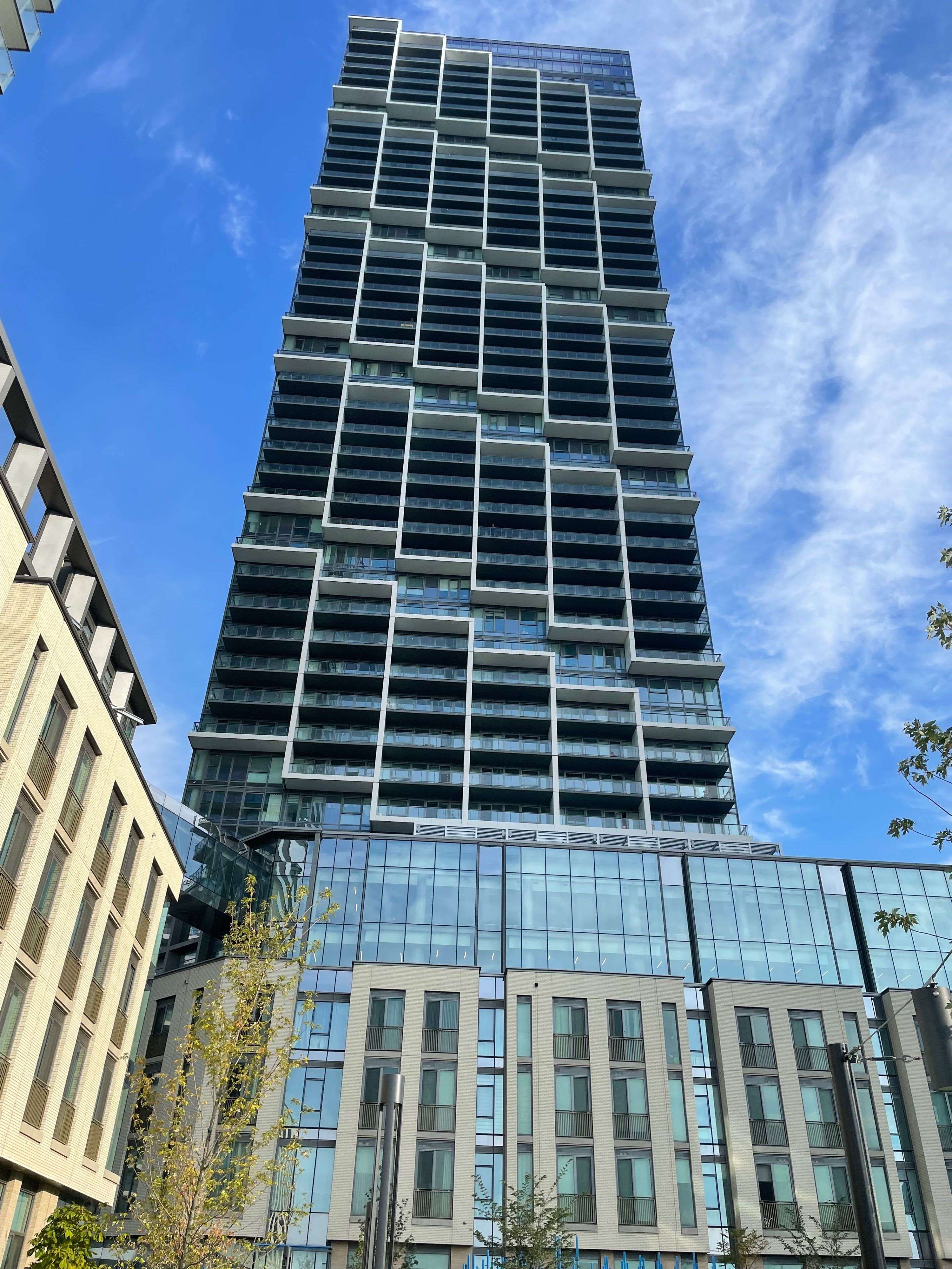 1000 Portage Pkwy #3712, Vaughan, ON L4K 0L1