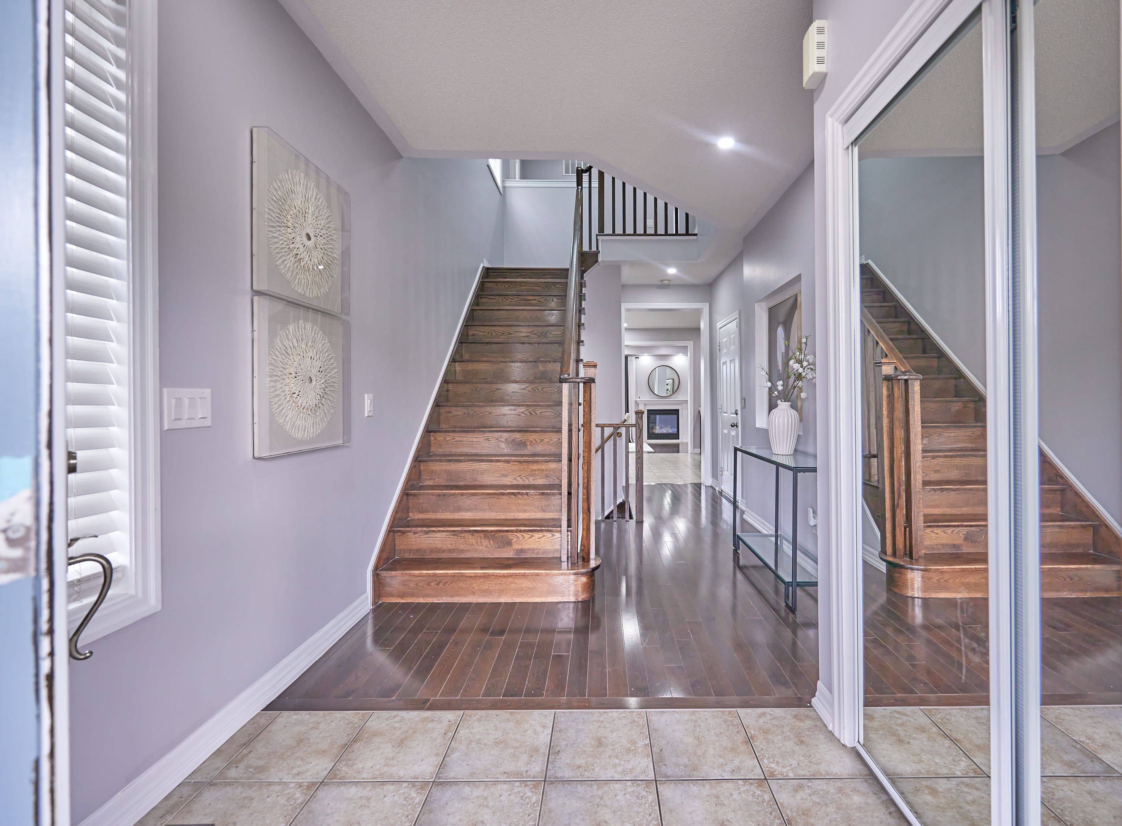 Milton, ON L9T 0R5,96 Kendall DR