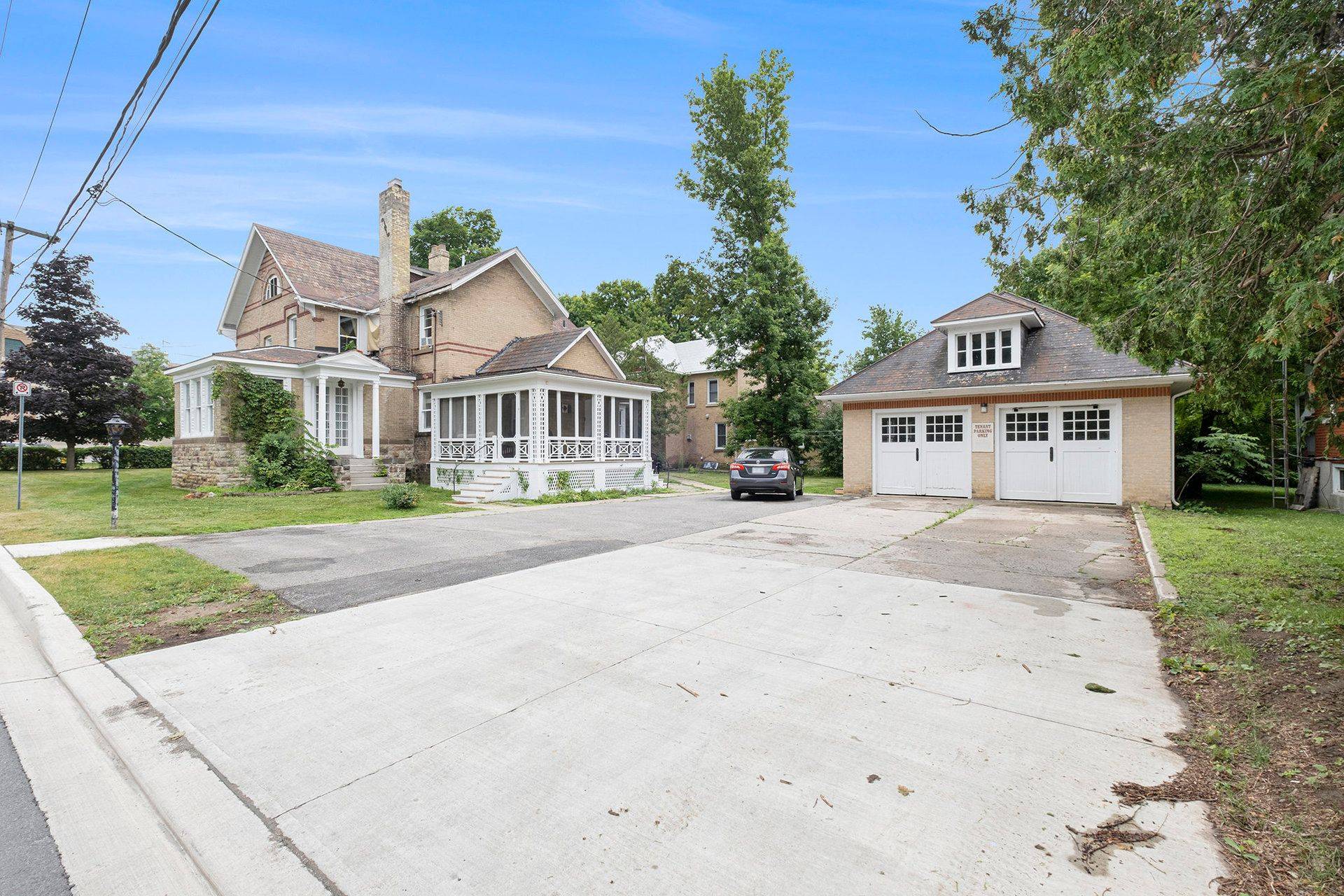 Perth, ON K7H 2J8,38 Drummond ST W