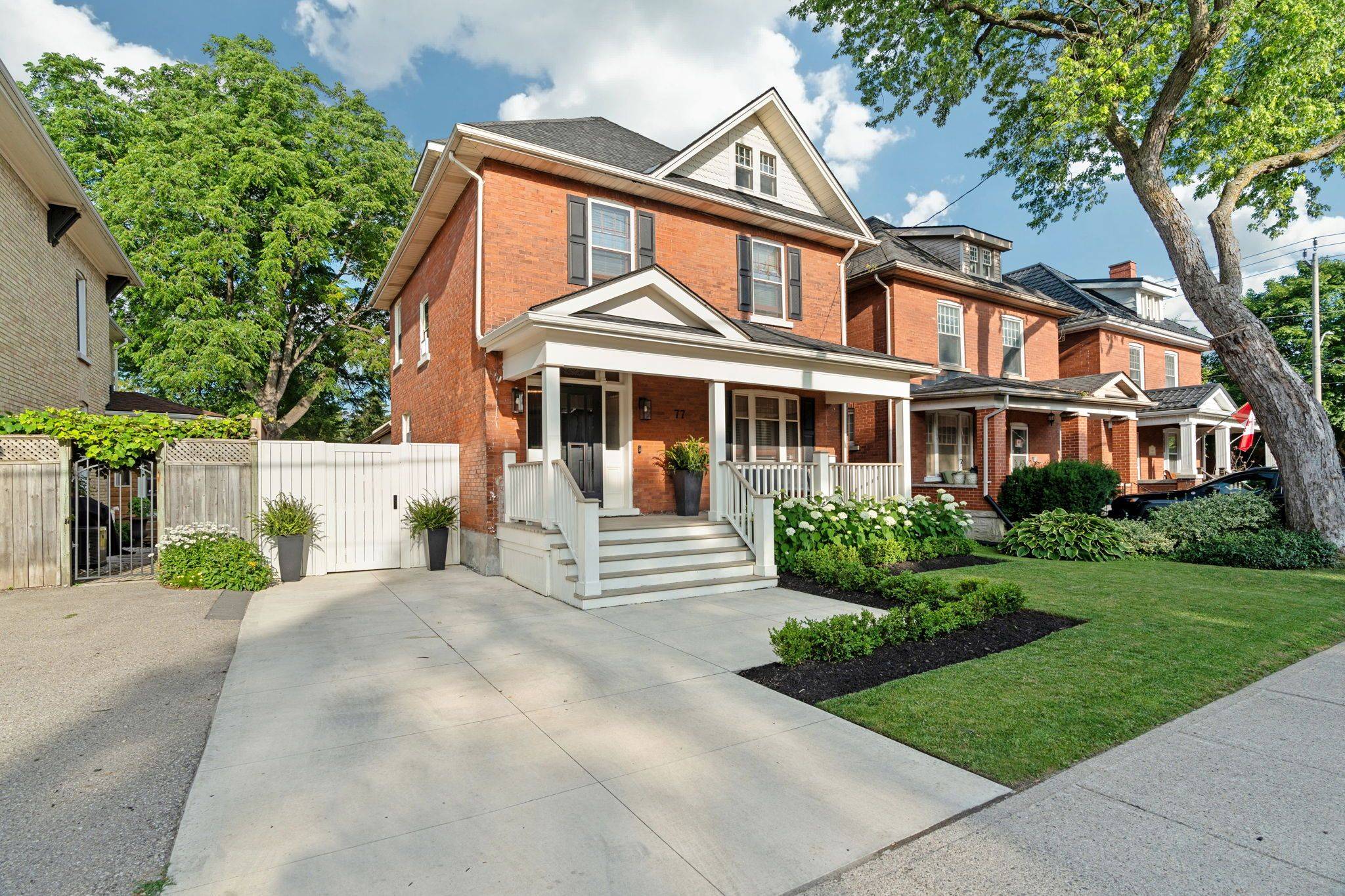 Stratford, ON N5A 4C6,77 Nile ST