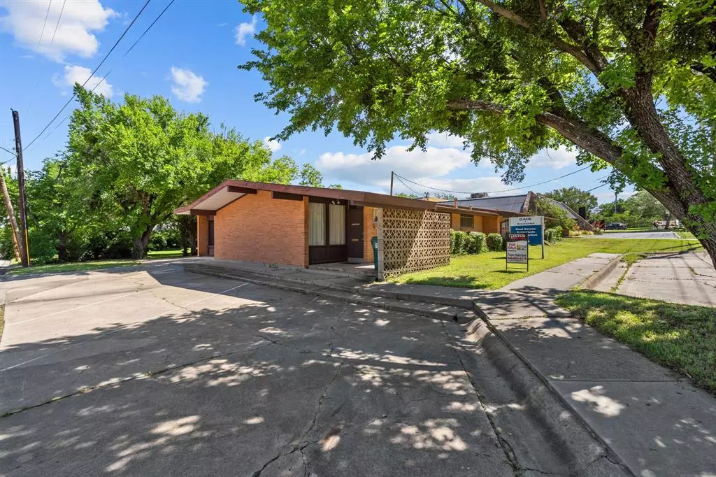 Denton, TX 76201,1728 Scripture Street