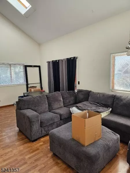 Vernon Twp., NJ 07462,1 Squaw Valley Ct Unit 8 #8
