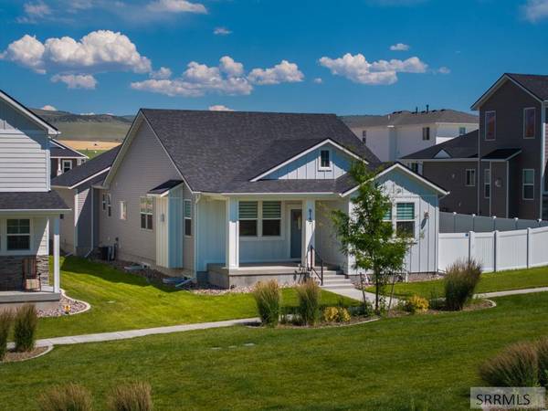6147 Beacon Ln, Pocatello, ID 83202