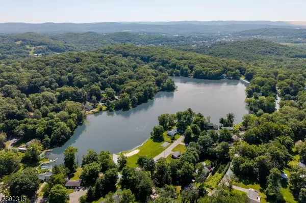 Wantage Twp., NJ 07461,59 Lakeview Dr