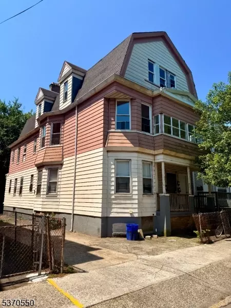 462-464 Avon Ave, Newark City, NJ 07108