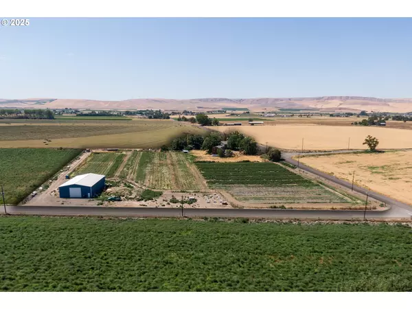 51299 HIGHWAY 332, Milton Freewater, OR 97862