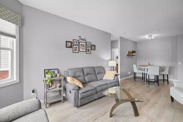 Calgary, AB T2Z 4P3,8 Prestwick Pond TER SE #220