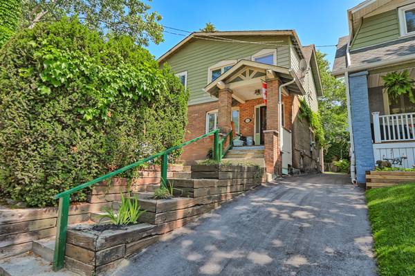 95 Corley AVE,  Toronto E02,  ON M4E 1V3