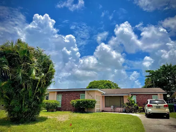8633 N Sutton Dr, Miramar, FL 33025