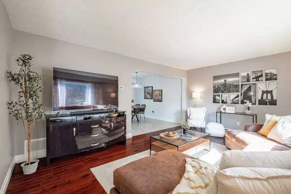 Whitchurch-stouffville, ON L4A 4K6,84 Thicketwood BLVD