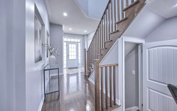 Milton, ON L9T 0R5,96 Kendall DR
