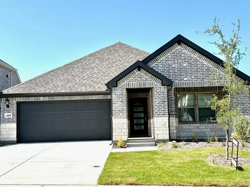 608 Easthill Drive, Mckinney, TX 75071