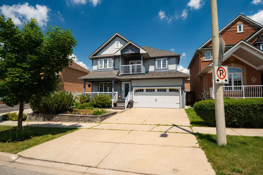 7211 Atwood LN, Mississauga, ON L5N 7X2