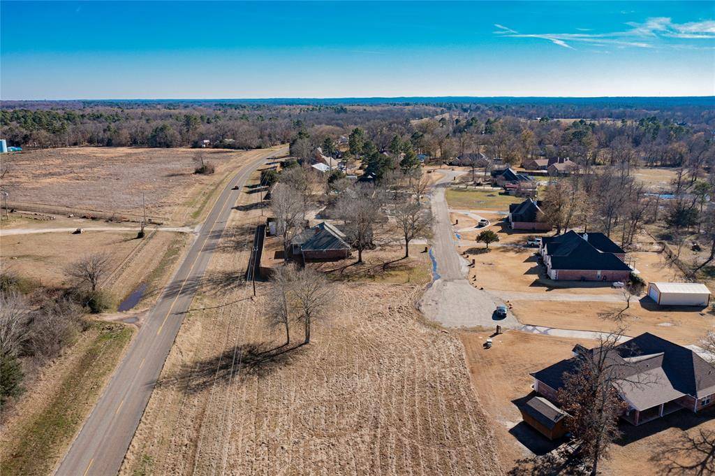 Mineola, TX 75773,16 County Road 2910