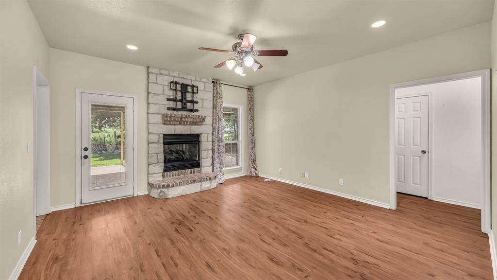 Springtown, TX 76082,397 Munn Road