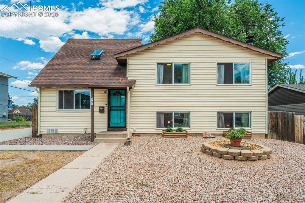 807 Bryce DR, Colorado Springs, CO 80910