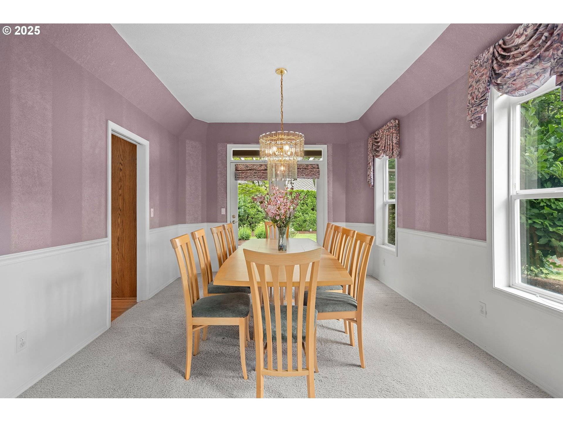 Hillsboro, OR 97124,795 NE ROGAHN ST