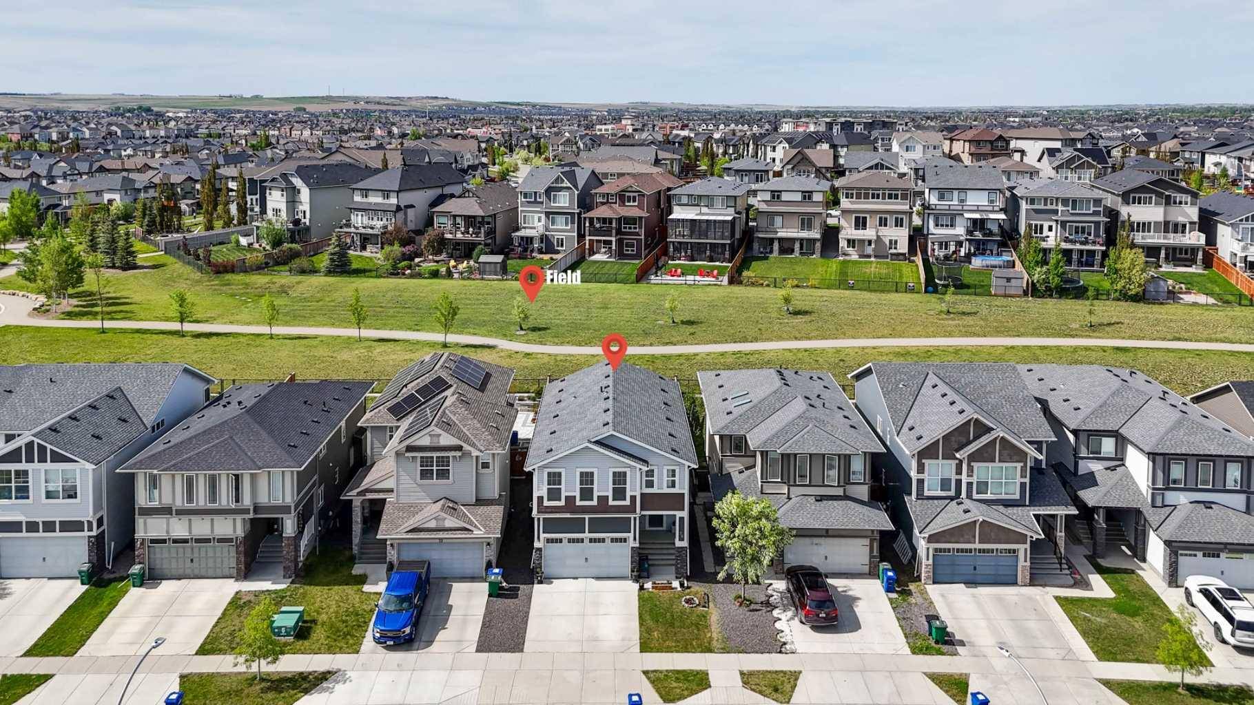 Airdrie, AB T4B 4J9,36 Hillcrest AVE SW
